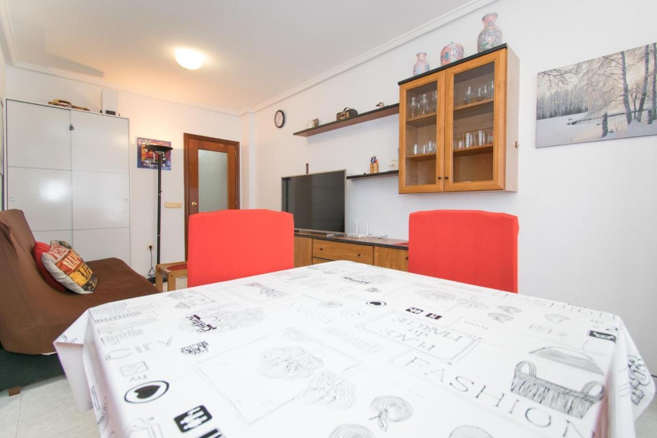016 Happiness Apartment - Alicante Holiday تورّيفيِخا المظهر الخارجي الصورة