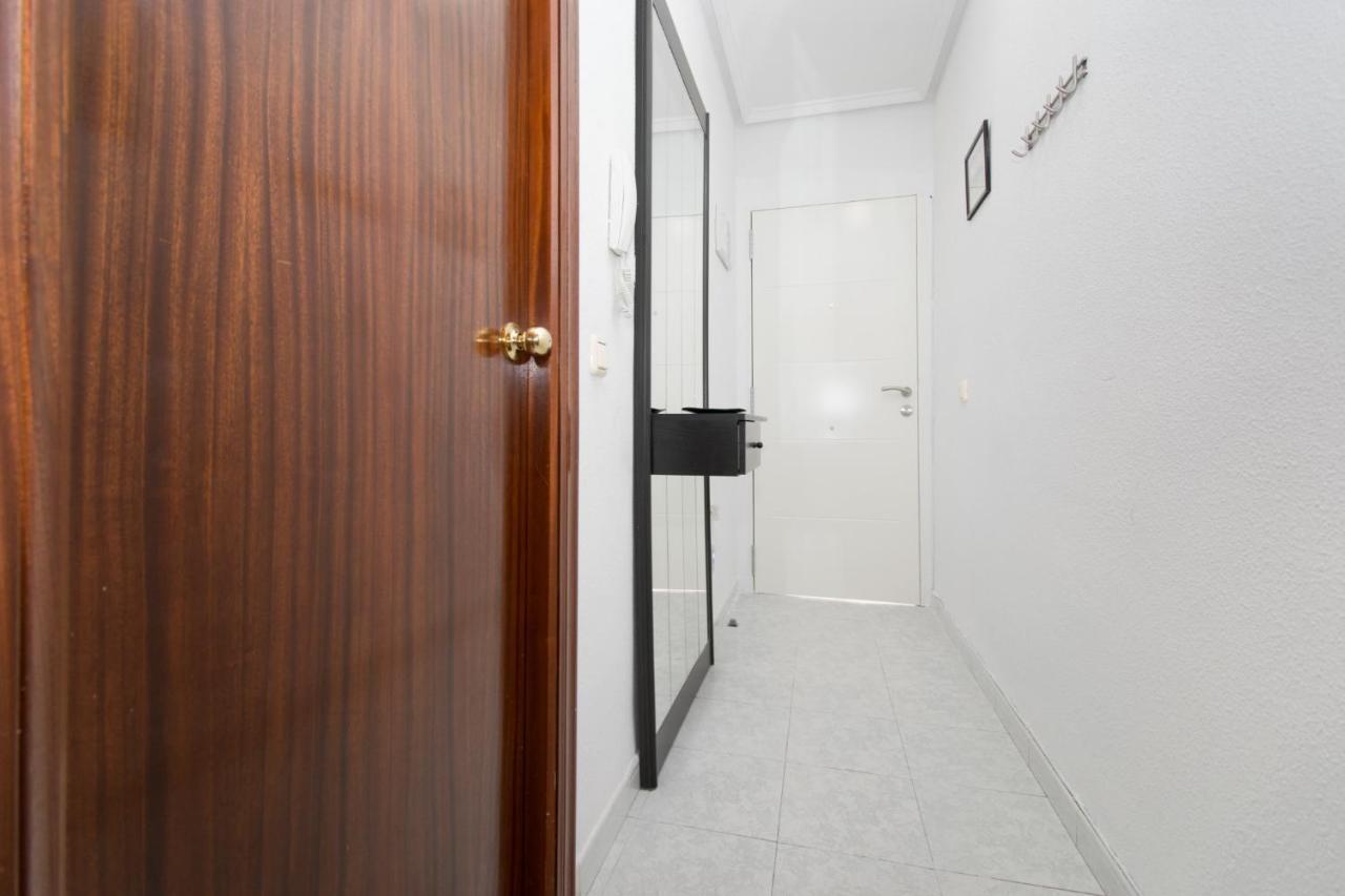 016 Happiness Apartment - Alicante Holiday تورّيفيِخا المظهر الخارجي الصورة