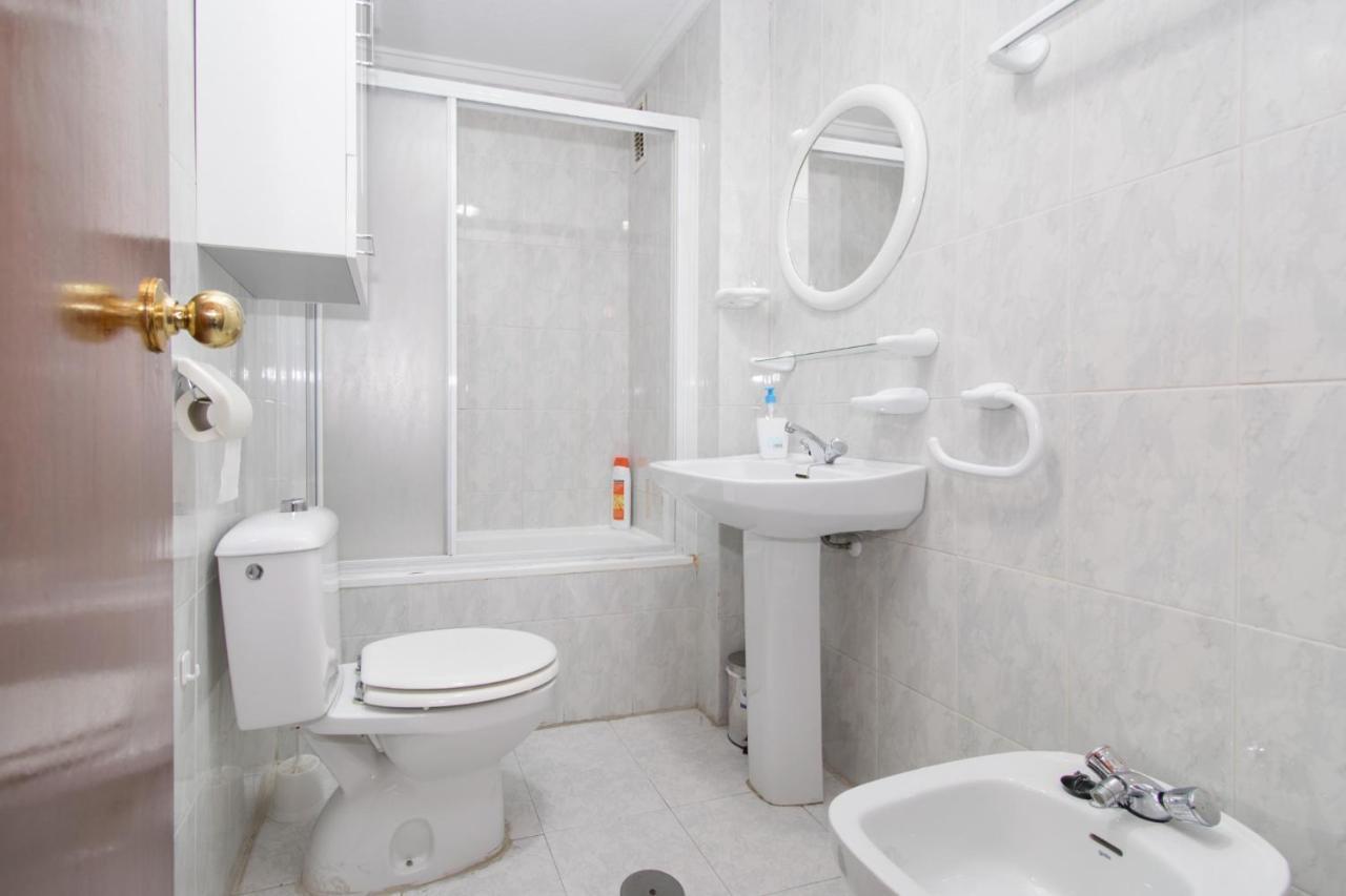 016 Happiness Apartment - Alicante Holiday تورّيفيِخا المظهر الخارجي الصورة