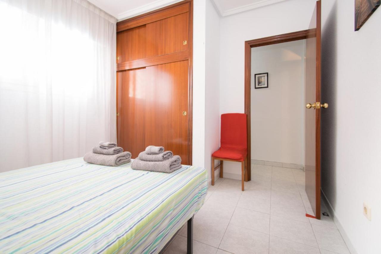 016 Happiness Apartment - Alicante Holiday تورّيفيِخا المظهر الخارجي الصورة